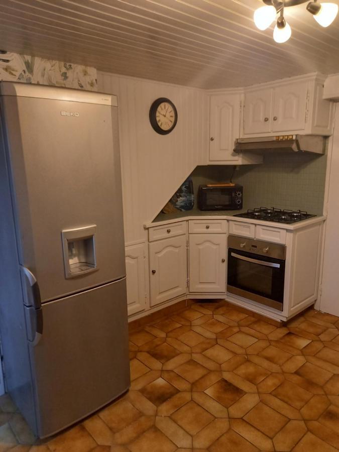 Вилла La Croix De La Roche Tremuson Экстерьер фото